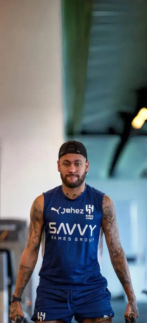 更让他在欧 更让他在欧